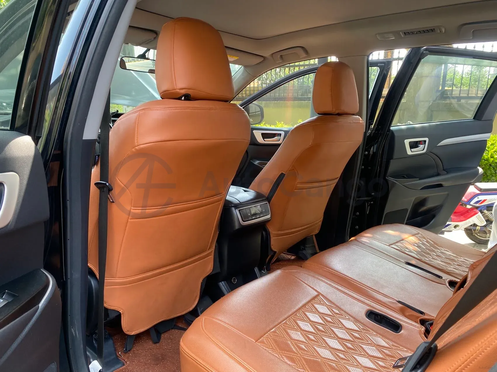2017 Toyota Highlander 2.0T 220HP L4 6AT,autocango,china used car exporter,china ev exporter,chinese used car exporter,chinese used ev exporter