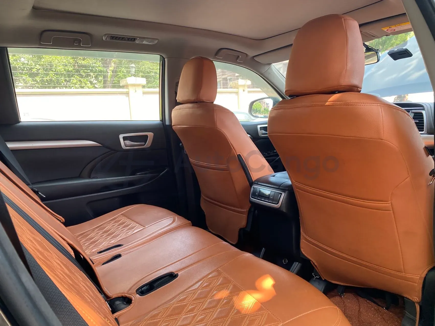 2017 Toyota Highlander 2.0T 220HP L4 6AT,autocango,china used car exporter,china ev exporter,chinese used car exporter,chinese used ev exporter