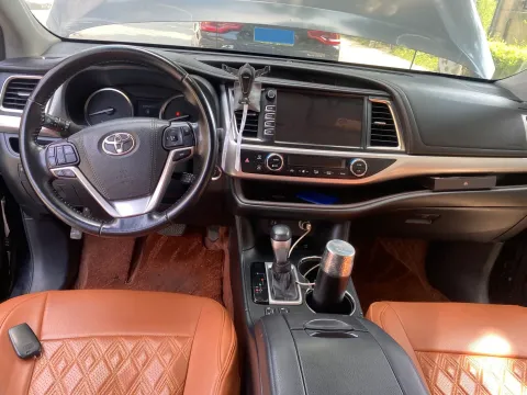 2017 Toyota Highlander 2.0T 220HP L4 6AT