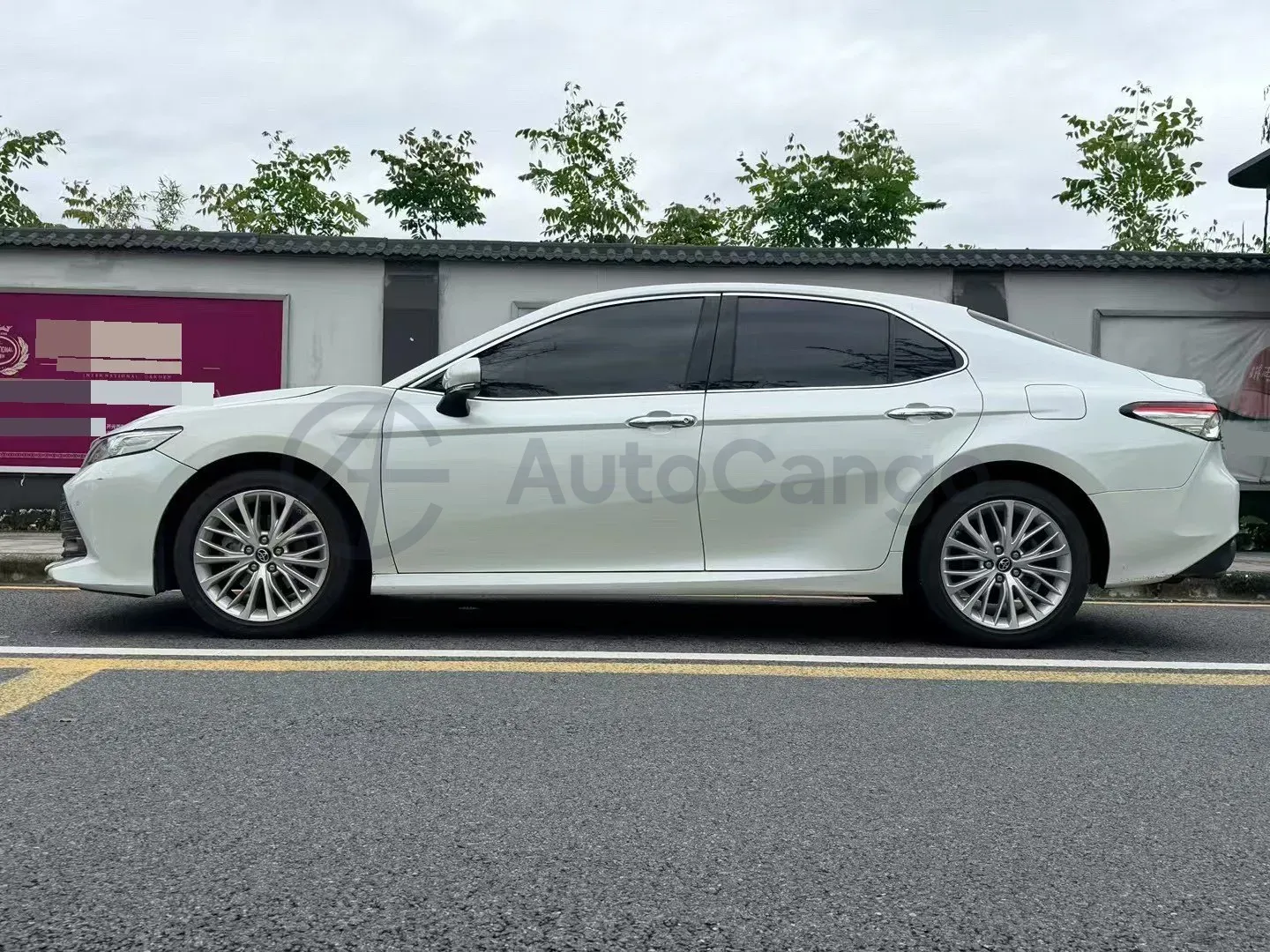 2019 Toyota Camry 2.5L 209HP L4 8AT,autocango,china used car exporter,china ev exporter,chinese used car exporter,chinese used ev exporter