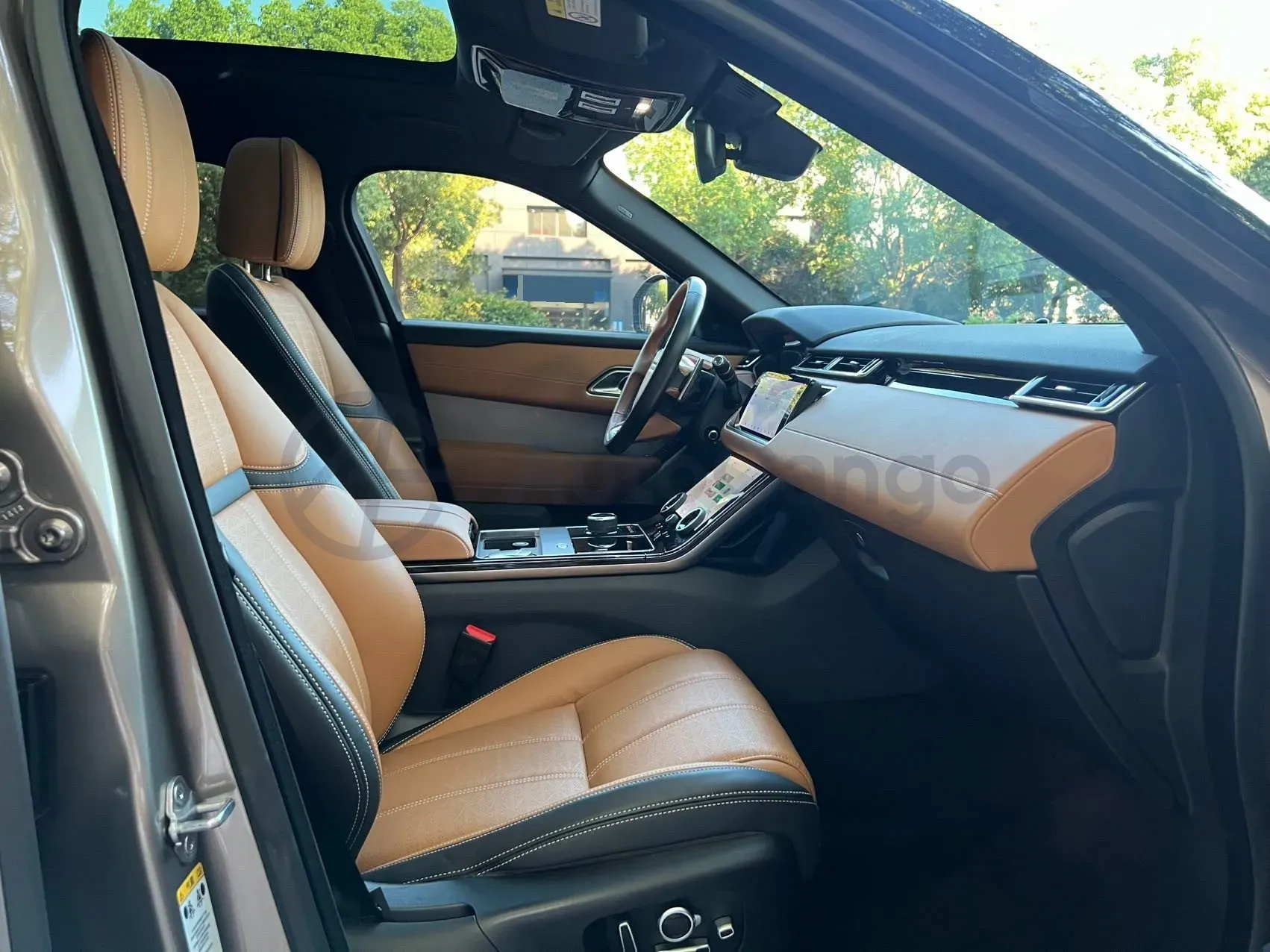 2018 Land Rover Range Rover Velar 3.0T 380HP V6 8AT,autocango,china used car exporter,china ev exporter,chinese used car exporter,chinese used ev exporter