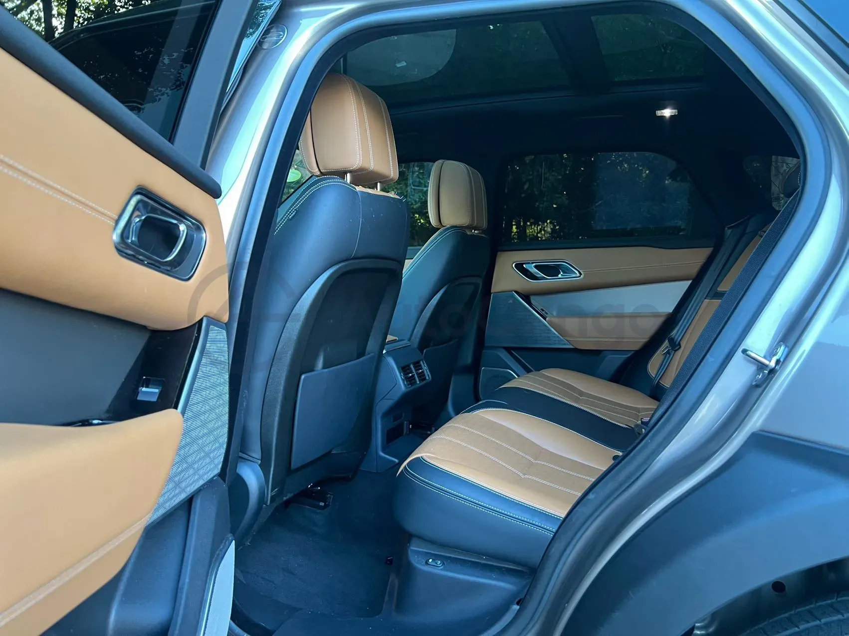 2018 Land Rover Range Rover Velar 3.0T 380HP V6 8AT,autocango,china used car exporter,china ev exporter,chinese used car exporter,chinese used ev exporter