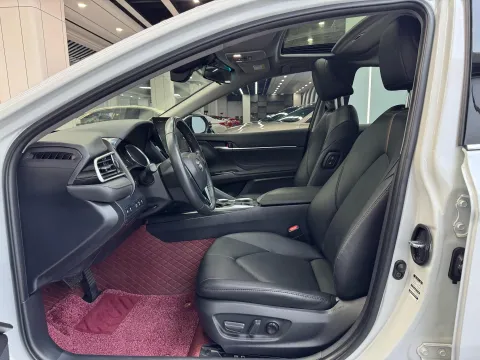 2021 Toyota Camry 2.0L 178HP L4 CVT