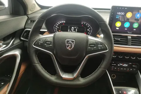 2019 BaoJun 510 1.5L 105HP L4 6MT,autocango,china used car exporter,china ev exporter,chinese used car exporter,chinese used ev exporter