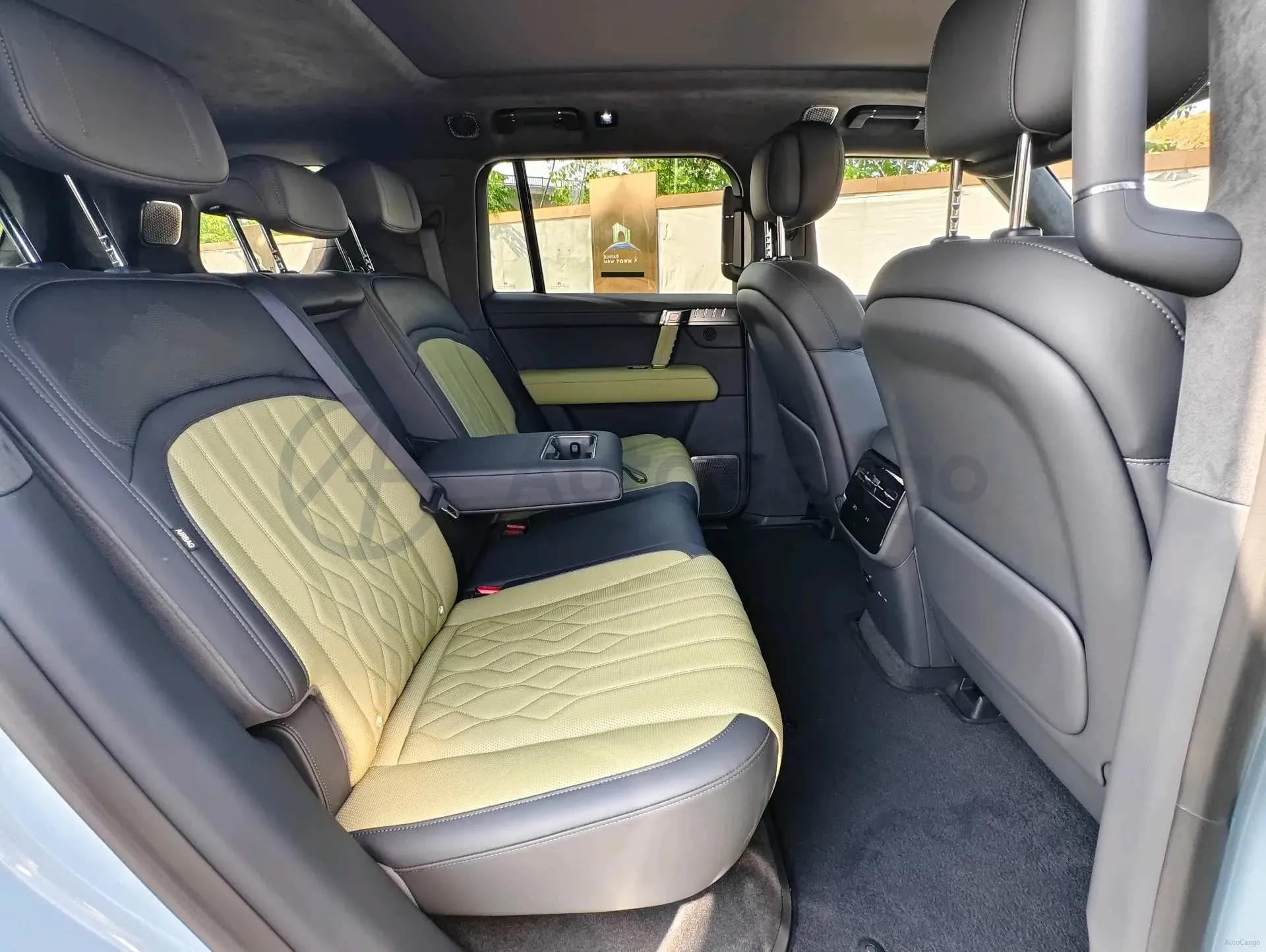 2025 M Hero WarriorM817 1.5T 197HP L4 PHEV,autocango,china used car exporter,china ev exporter,chinese used car exporter,chinese used ev exporter
