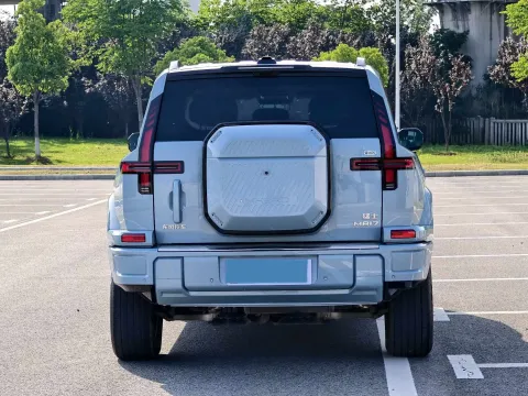 2025 M Hero WarriorM817 1.5T 197HP L4 PHEV