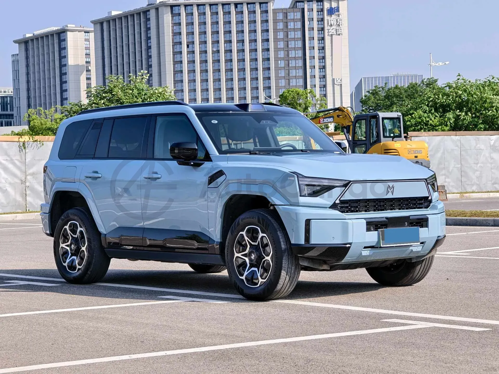 2025 M Hero WarriorM817 1.5T 197HP L4 PHEV,autocango,china used car exporter,china ev exporter,chinese used car exporter,chinese used ev exporter