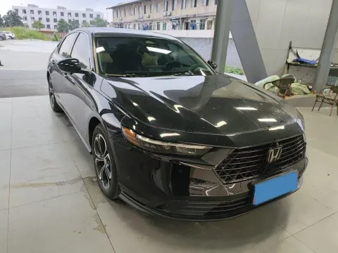 2023 Dongfeng PaLaSuo 2.0T 228HP L4 8AT