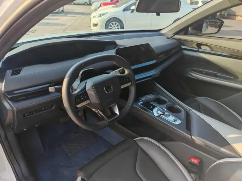 2023 ChangAn UNI-V 1.5T 188HP L4 7DCT