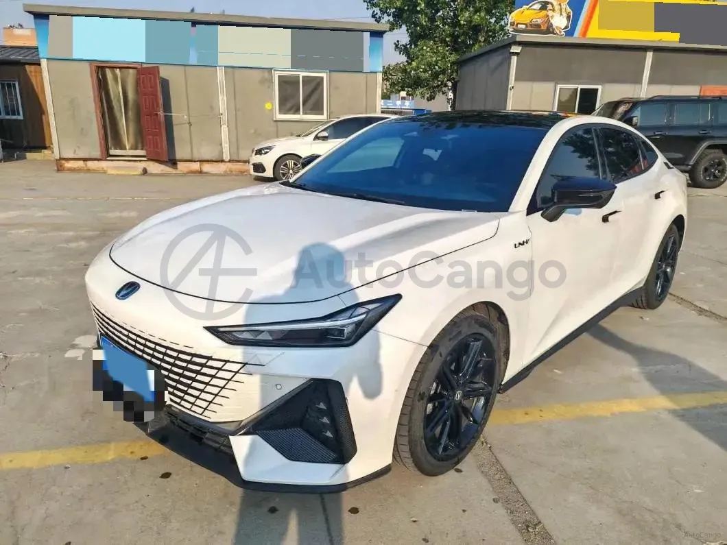 2023 ChangAn UNI-V 1.5T 188HP L4 7DCT,autocango,china used car exporter,china ev exporter,chinese used car exporter,chinese used ev exporter