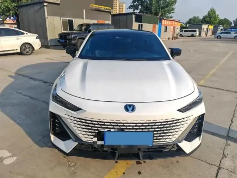 2023 ChangAn UNI-V 1.5T 188HP L4 7DCT