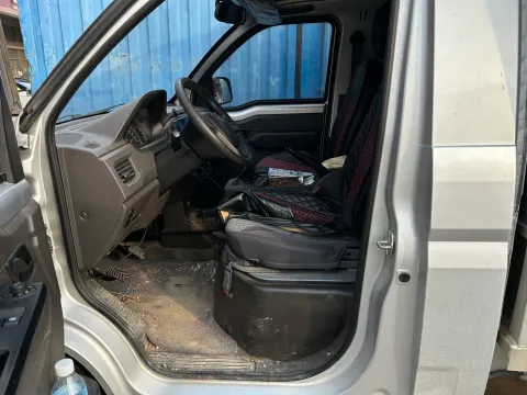 2022 WuLing RongGuang New Truck 1.8L 125HP L4 5MT,autocango,china used car exporter,china ev exporter,chinese used car exporter,chinese used ev exporter