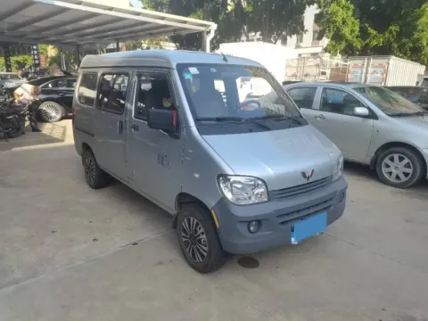 2020 WuLing ZhiGuang 1.2L 76HP L4 5MT,autocango,china used car exporter,china ev exporter,chinese used car exporter,chinese used ev exporter