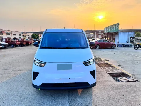2024 WuLing YangGuang BEV 41.9KWH,autocango,china used car exporter,china ev exporter,chinese used car exporter,chinese used ev exporter