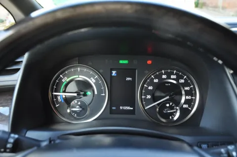 2020 Toyota Alphard 2.5L 117HP L4 E-CVT Hybrid