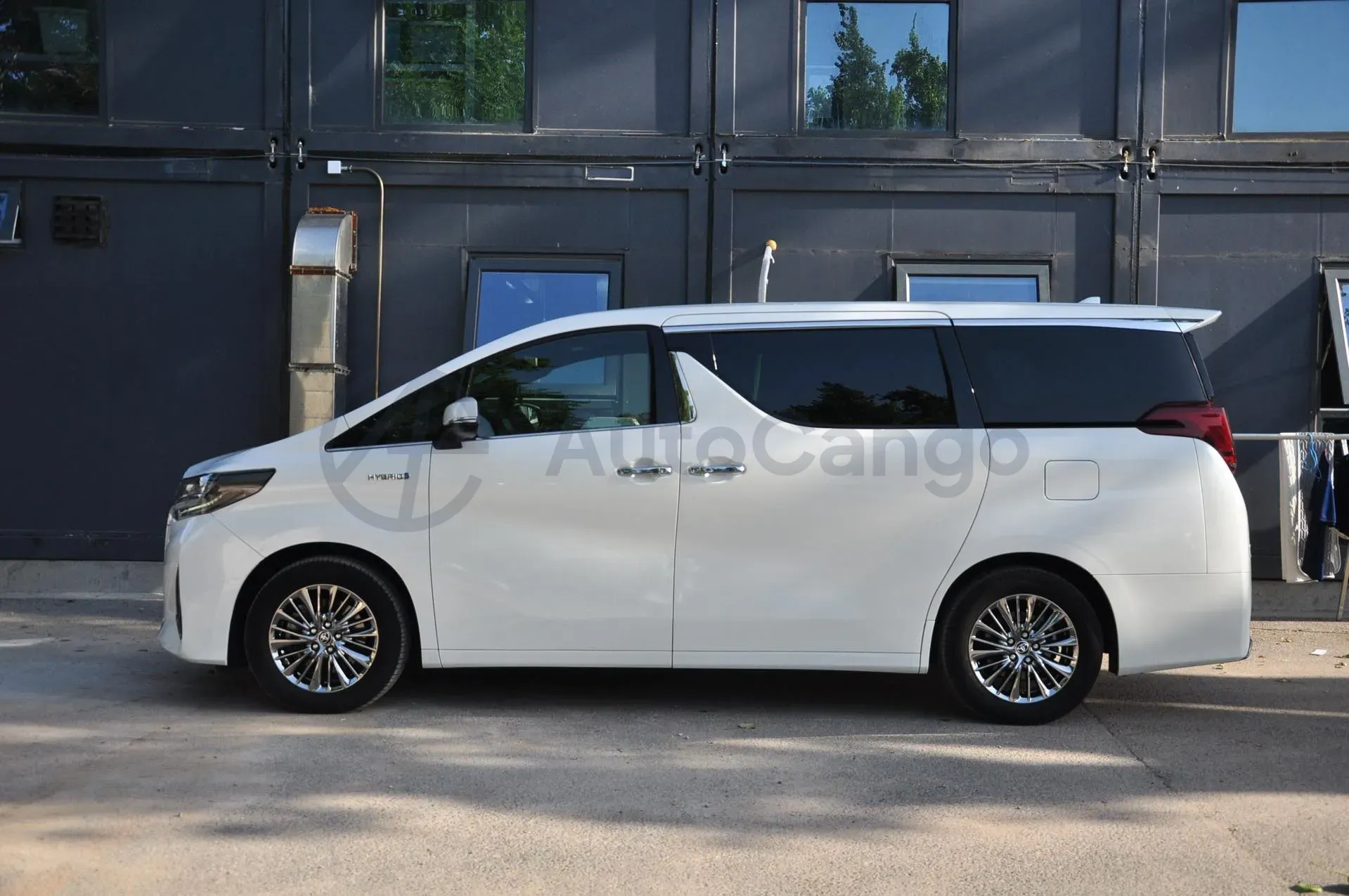 2020 Toyota Alphard 2.5L 117HP L4 E-CVT Hybrid,autocango,china used car exporter,china ev exporter,chinese used car exporter,chinese used ev exporter