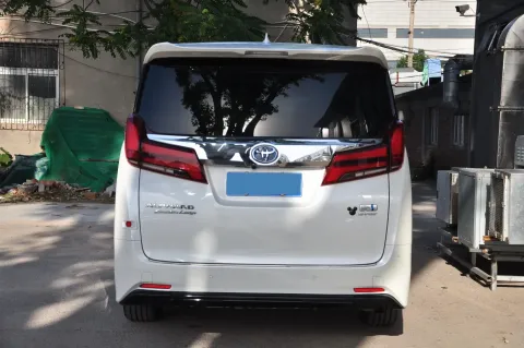 2020 Toyota Alphard 2.5L 117HP L4 E-CVT Hybrid