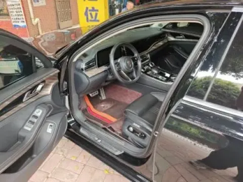 2020 HongQi H9 2.0T 252HP L4 7DCT