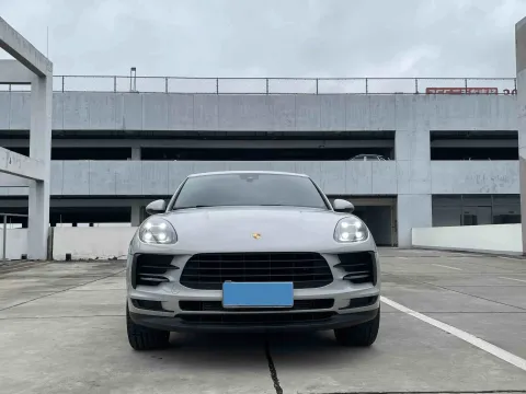 2021 Porsche Macan 2.0T 252HP L4 7DCT