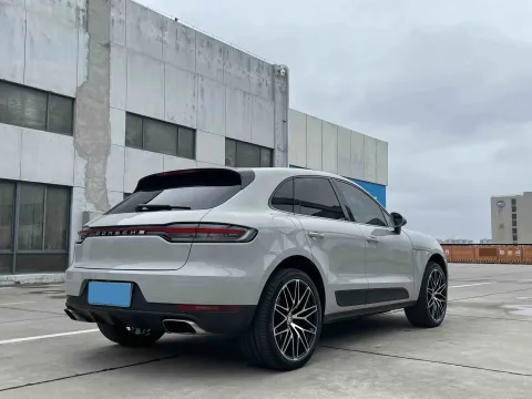 2021 Porsche Macan 2.0T 252HP L4 7DCT