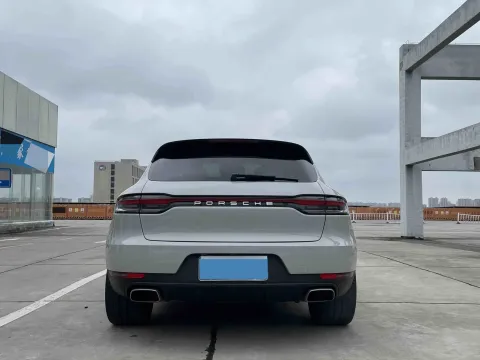 2021 Porsche Macan 2.0T 252HP L4 7DCT