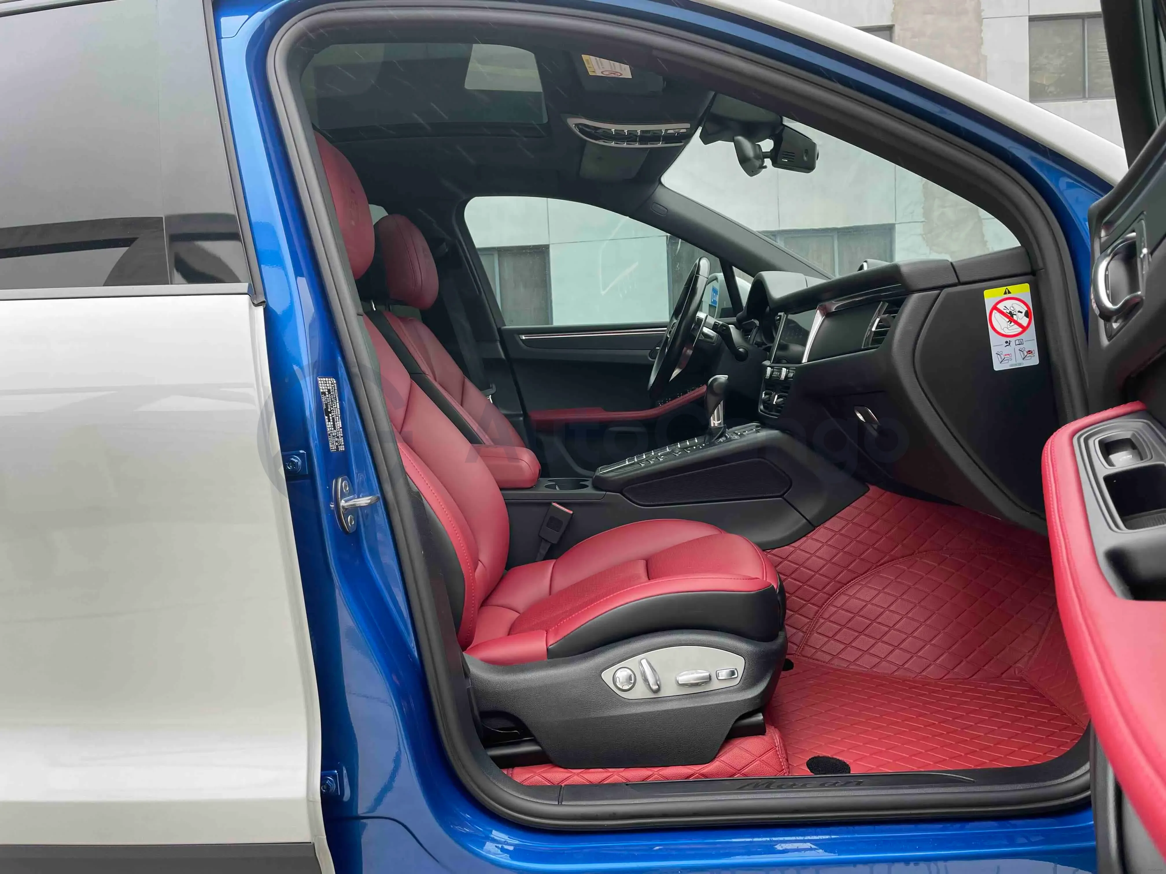 2021 Porsche Macan 2.0T 252HP L4 7DCT,autocango,china used car exporter,china ev exporter,chinese used car exporter,chinese used ev exporter