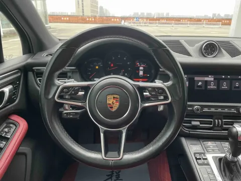 2021 Porsche Macan 2.0T 252HP L4 7DCT