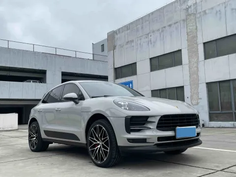 2021 Porsche Macan 2.0T 252HP L4 7DCT