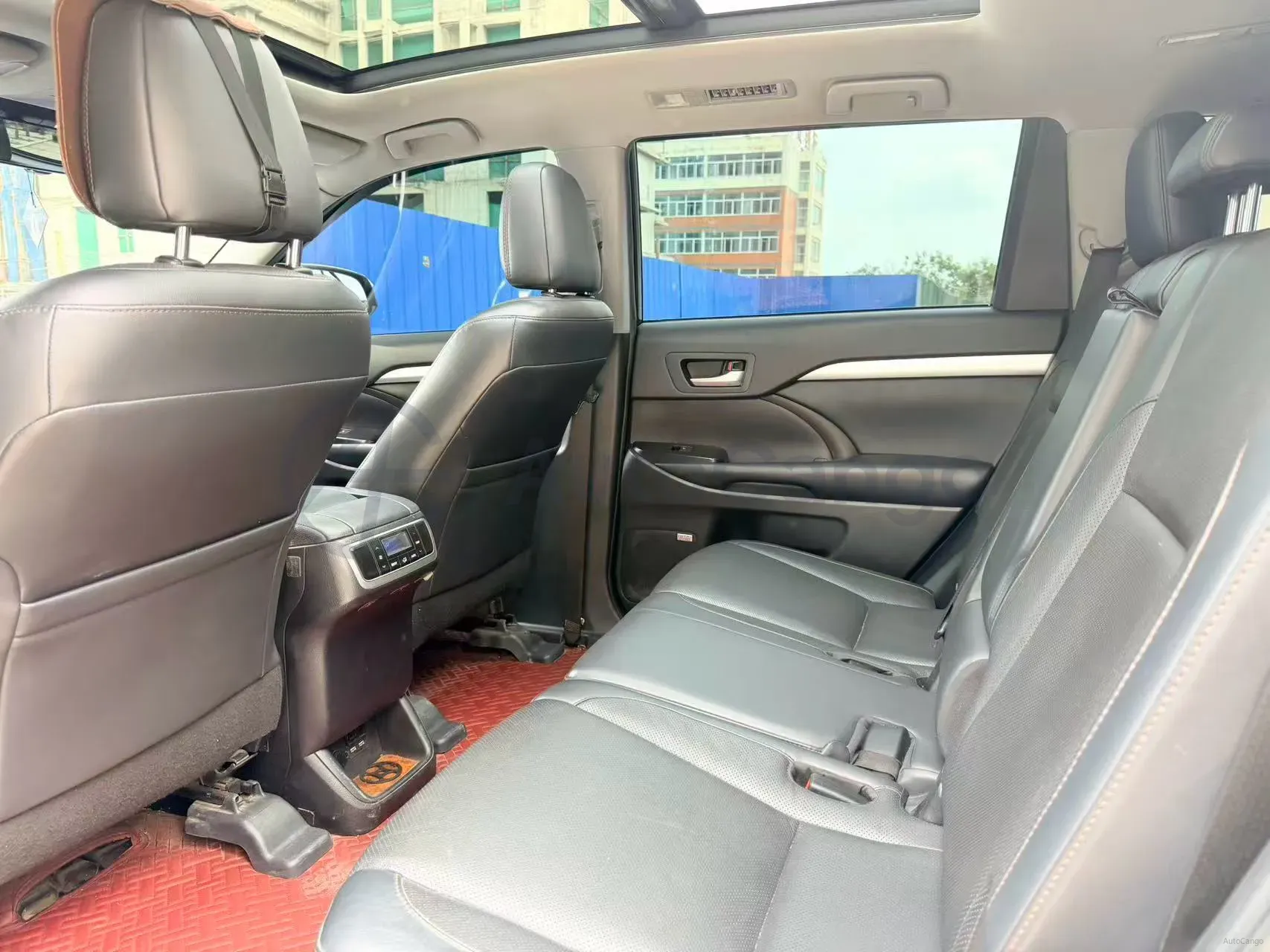 2021 Toyota Highlander 2.0T 220HP L4 6AT,autocango,china used car exporter,china ev exporter,chinese used car exporter,chinese used ev exporter