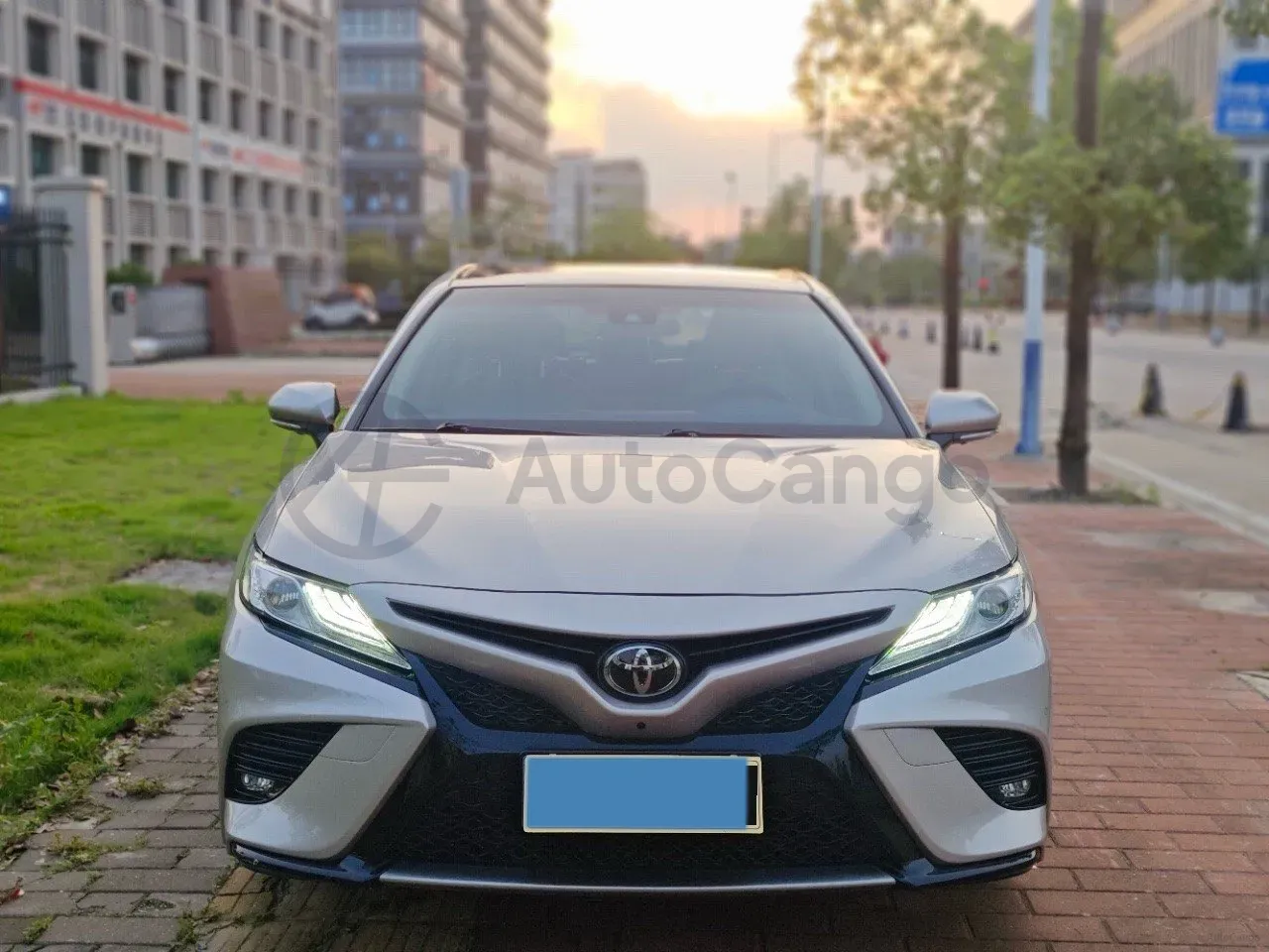 2018 Toyota Camry 2.5L 209HP L4 8AT,autocango,china used car exporter,china ev exporter,chinese used car exporter,chinese used ev exporter