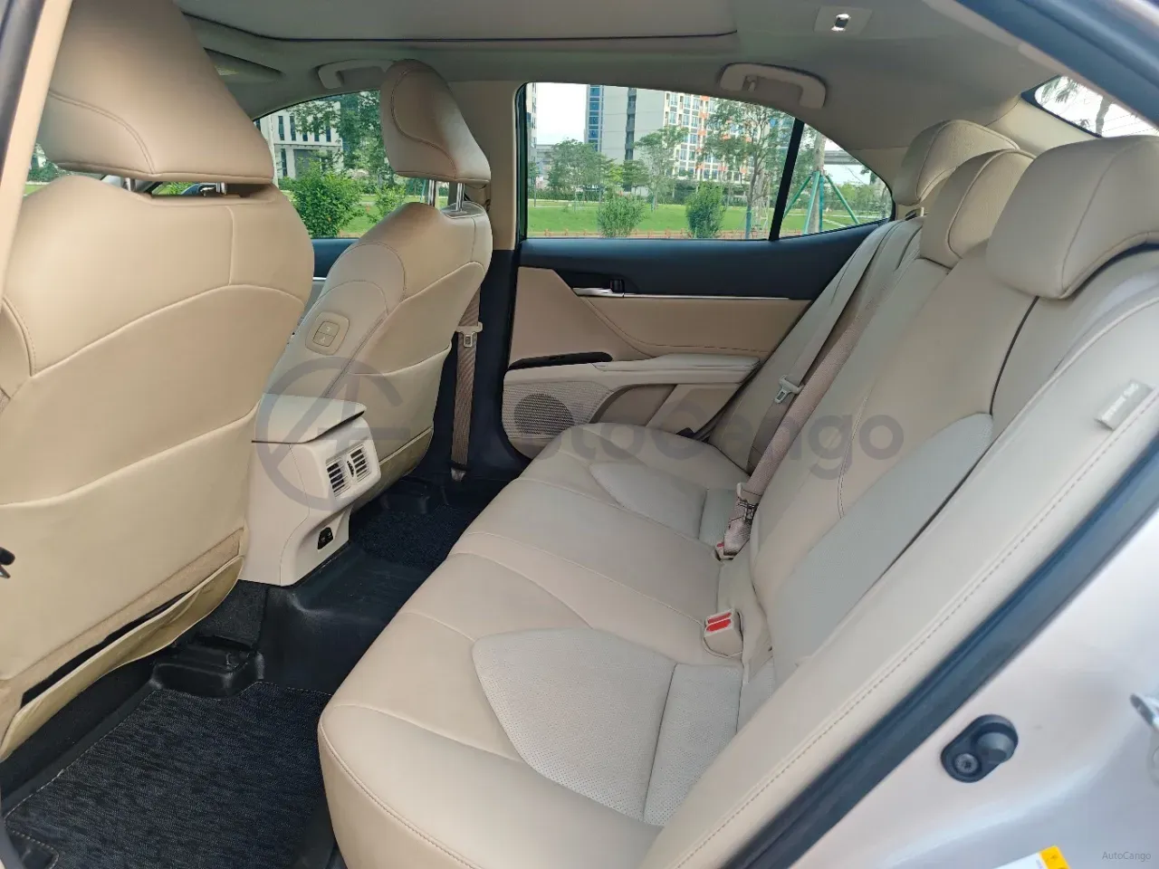 2018 Toyota Camry 2.5L 209HP L4 8AT,autocango,china used car exporter,china ev exporter,chinese used car exporter,chinese used ev exporter