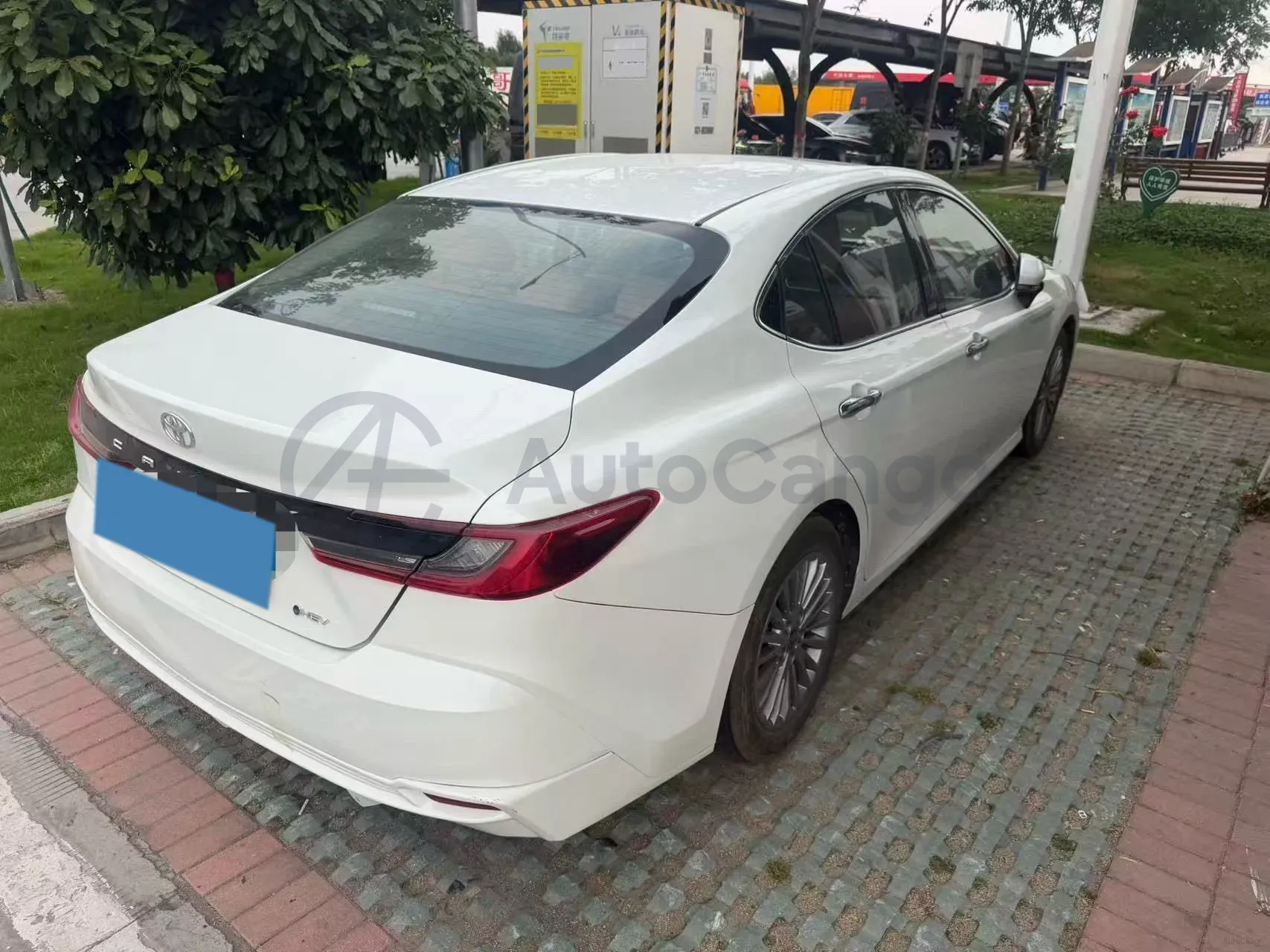 2024 Toyota Camry 2.0L 152HP L4 E-CVT Hybrid,autocango,china used car exporter,china ev exporter,chinese used car exporter,chinese used ev exporter