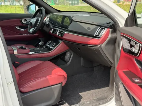 2025 Jetour X70 Plus 1.5T 184HP L4 7DCT
