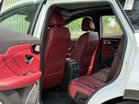 2025 Jetour X70 Plus 1.5T 184HP L4 7DCT
