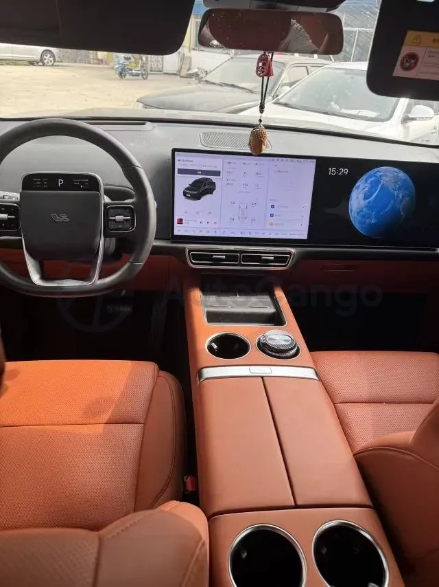 2023 Li L8 Range Extended 154HP REEV 40.9KWH,autocango,china used car exporter,china ev exporter,chinese used car exporter,chinese used ev exporter
