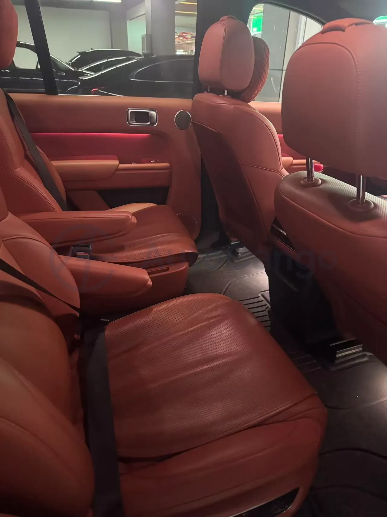 2023 Li L8 Range Extended 154HP REEV 40.9KWH,autocango,china used car exporter,china ev exporter,chinese used car exporter,chinese used ev exporter