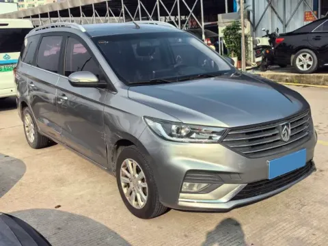 2018 BaoJun 360 1.5L 112HP L4 6MT,autocango,china used car exporter,china ev exporter,chinese used car exporter,chinese used ev exporter