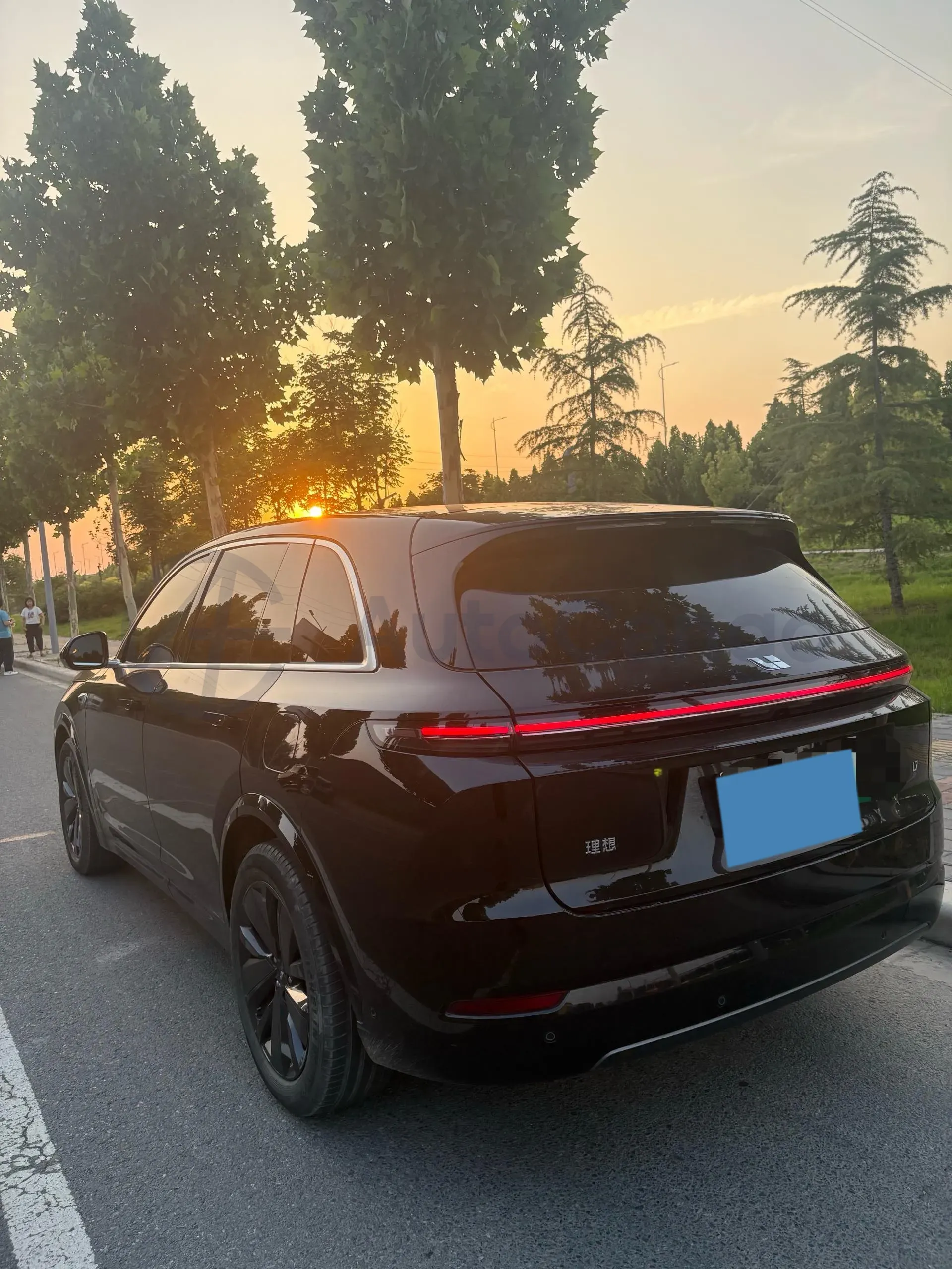 2025 Li L7 Range Extended 154HP REEV,autocango,china used car exporter,china ev exporter,chinese used car exporter,chinese used ev exporter