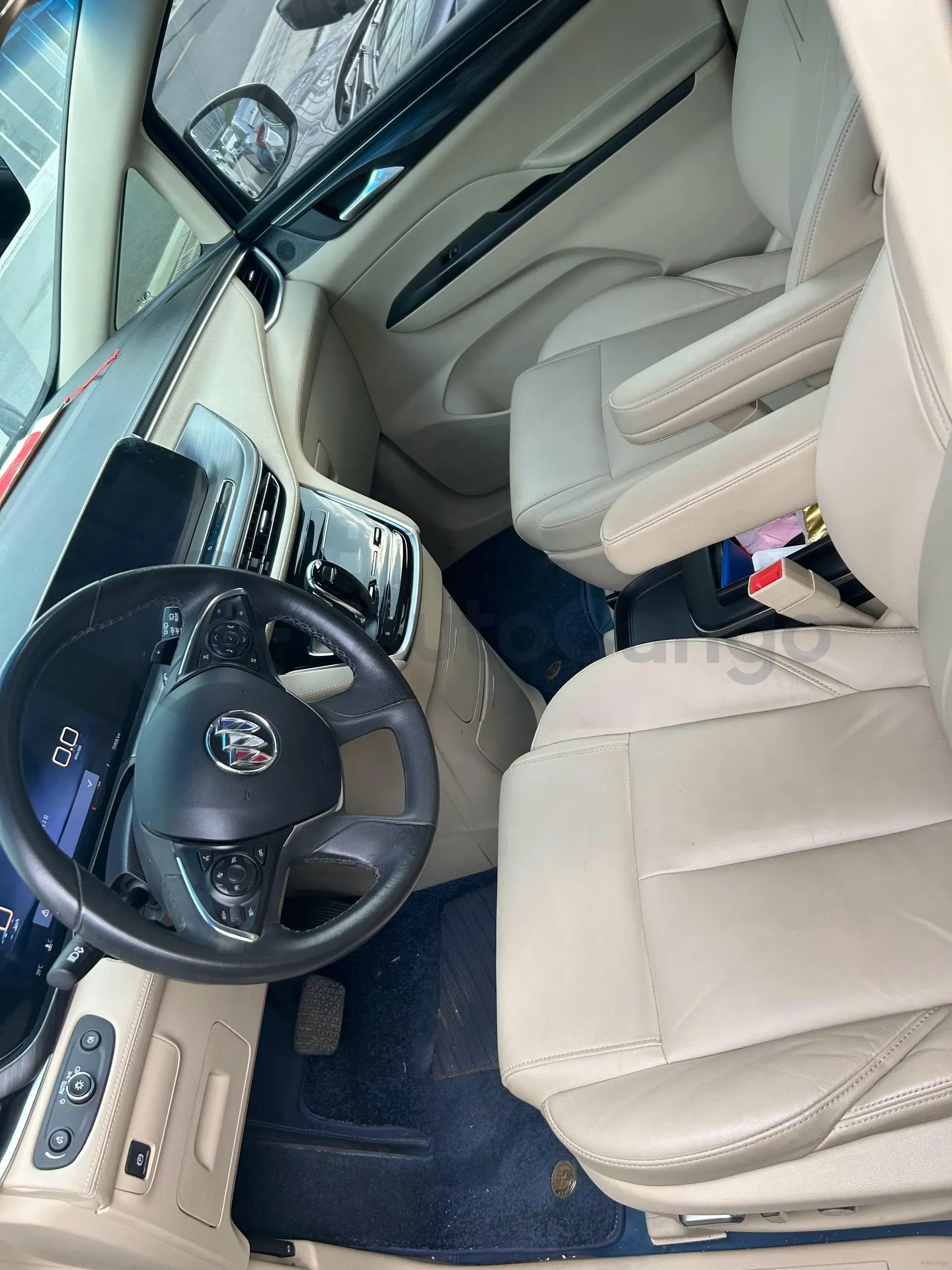 2023 Buick GL8 2.0T 237HP L4 9AT,autocango,china used car exporter,china ev exporter,chinese used car exporter,chinese used ev exporter