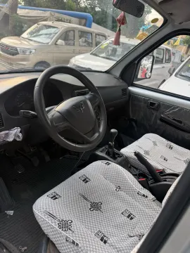 2020 WuLing RongGuang Mini Truck 1.5L 99HP L4 5MT,autocango,china used car exporter,china ev exporter,chinese used car exporter,chinese used ev exporter
