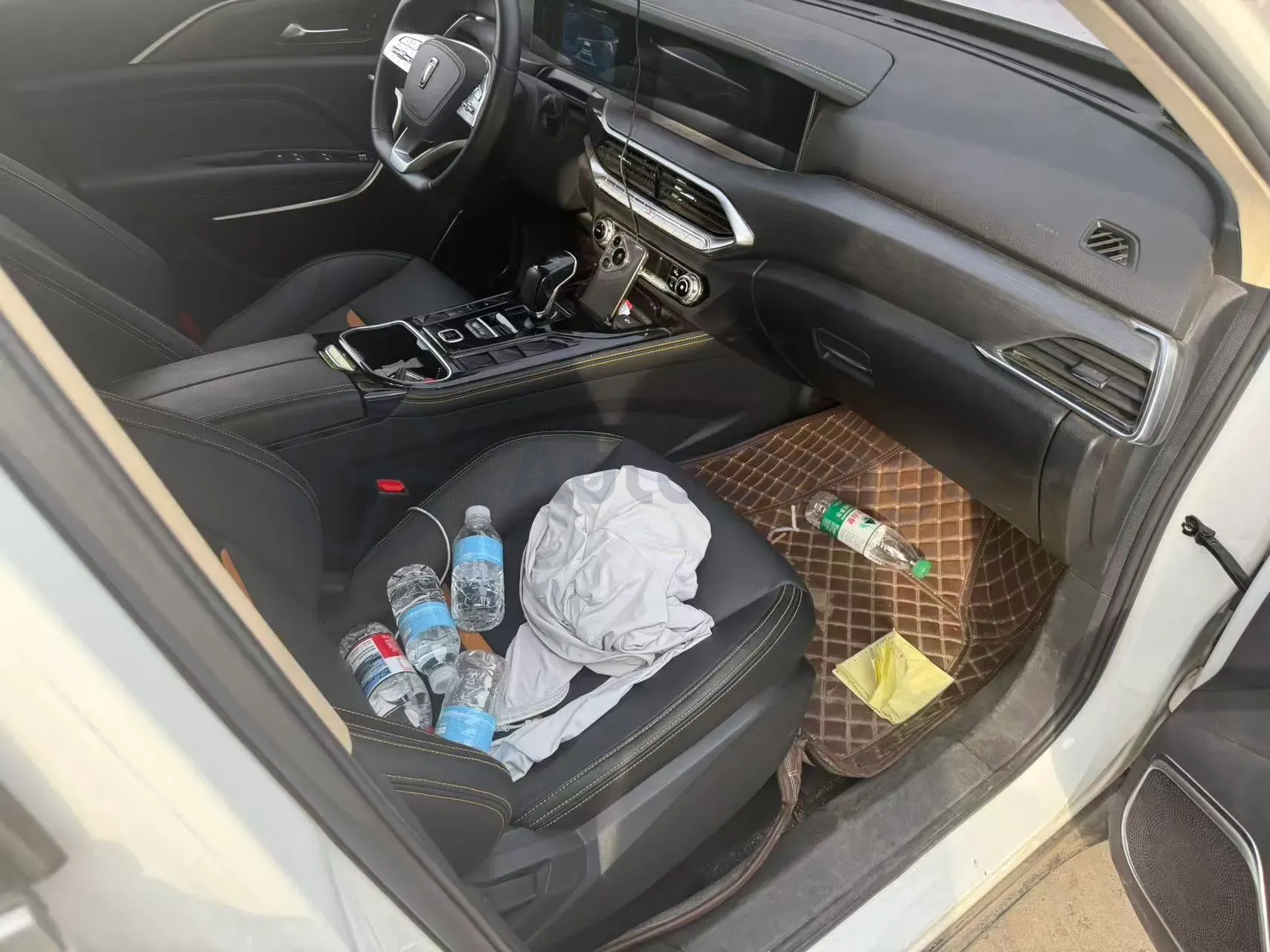 2020 Bestune T77 1.5T 169HP L4 7DCT,autocango,china used car exporter,china ev exporter,chinese used car exporter,chinese used ev exporter