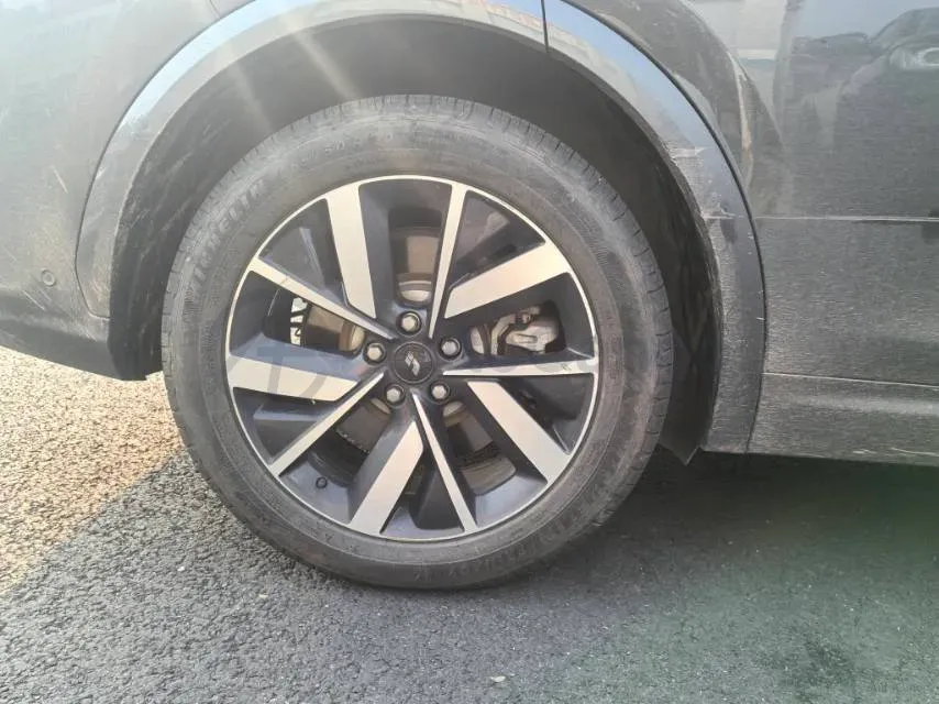 2023 Li L7 Range Extended 154HP REEV 40.9KWH,autocango,china used car exporter,china ev exporter,chinese used car exporter,chinese used ev exporter