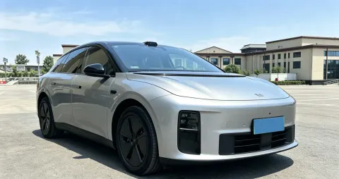 2025 Li i6 BEV,autocango,china used car exporter,china ev exporter,chinese used car exporter,chinese used ev exporter