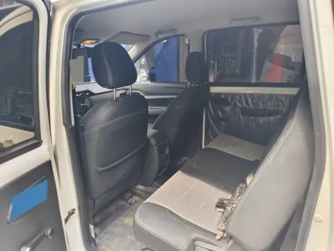 2021 WuLing RongGuang New Truck 1.5L 99HP L4 5MT,autocango,china used car exporter,china ev exporter,chinese used car exporter,chinese used ev exporter