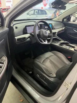 2020 ChangAn UNI-T 1.5T 180HP L4 7DCT,autocango,china used car exporter,china ev exporter,chinese used car exporter,chinese used ev exporter