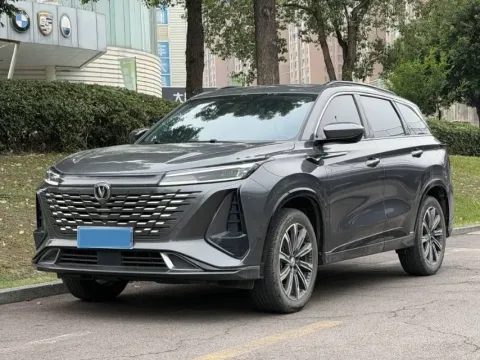 2022 CHANGAN CS75 PLUS,autocango,china used car exporter,china ev exporter,chinese used car exporter,chinese used ev exporter