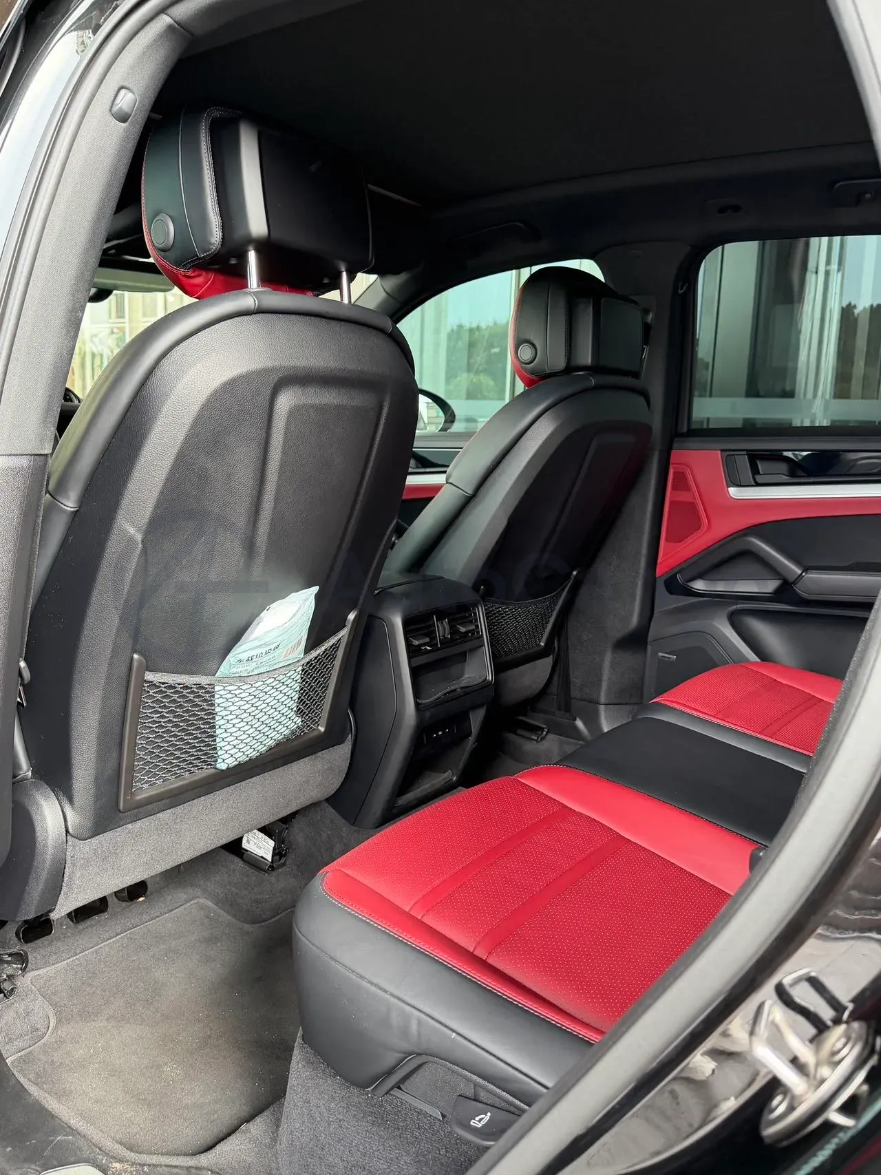 2024 Porsche Cayenne 3.0T 354HP V6 8AT,autocango,china used car exporter,china ev exporter,chinese used car exporter,chinese used ev exporter