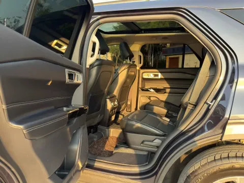 2022 Ford Explorer 2.3T 276HP L4 10AT