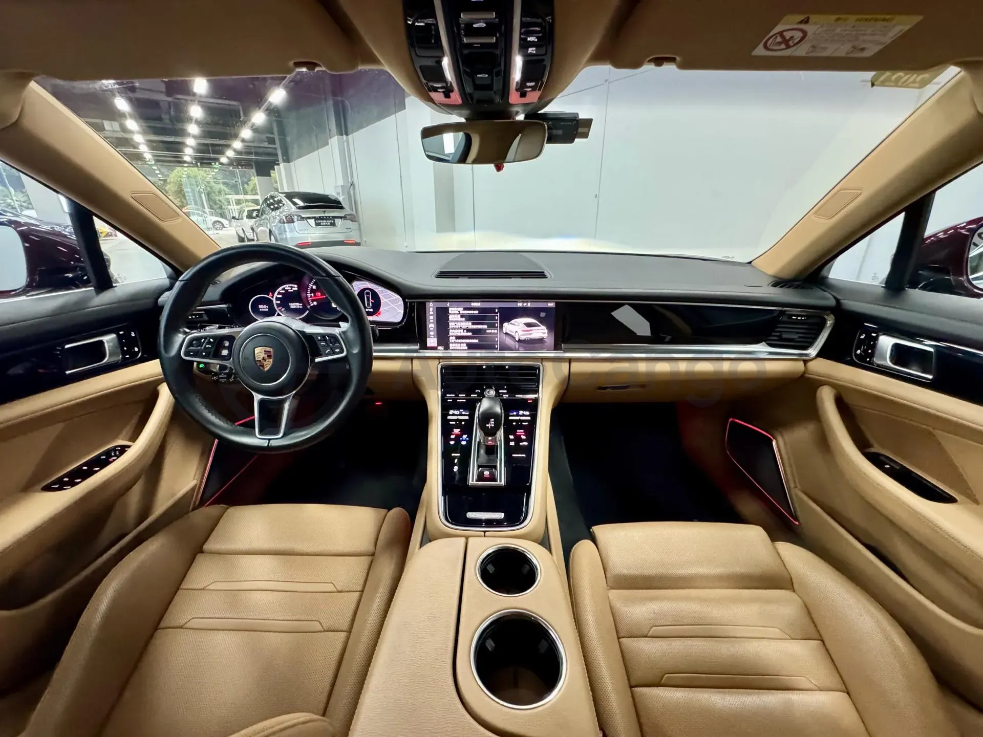 2019 Porsche Panamera 2.9T 330HP V6 8DCT,autocango,china used car exporter,china ev exporter,chinese used car exporter,chinese used ev exporter