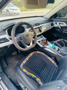 2020 Roewe i6 1.5T 169HP L4 7DCT,autocango,china used car exporter,china ev exporter,chinese used car exporter,chinese used ev exporter